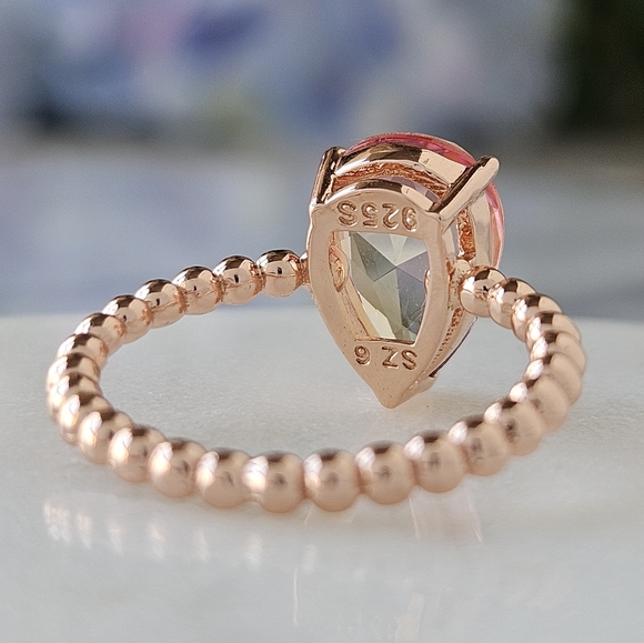 Peach Ombre Pear Cut Gemstone ring, 925 Sterling Silver, 18k Rose Gold - Picture 8 of 9
